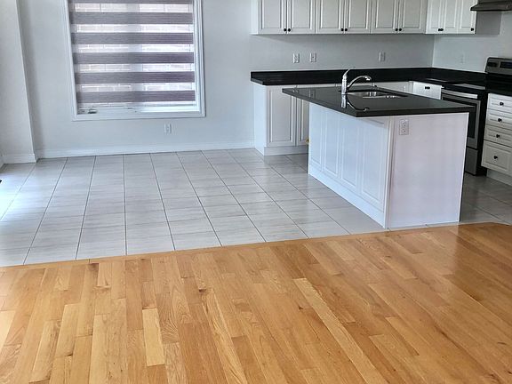 5th image of 982 Barton Way