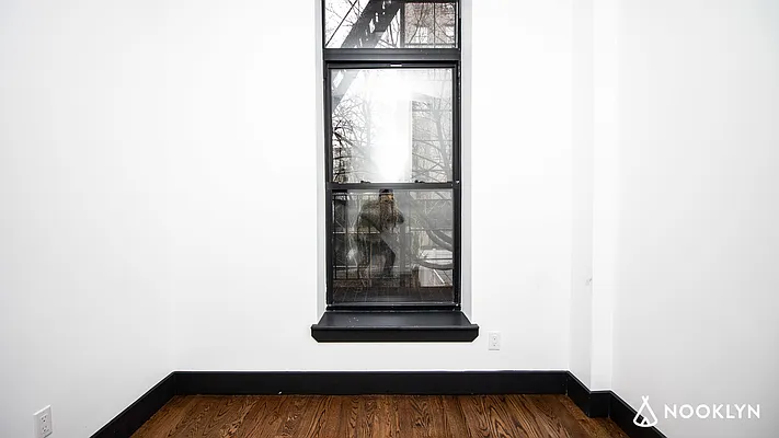 Rented by Nooklyn NYC LLC | media 20