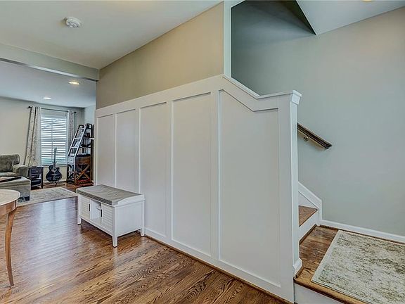 4th image of 883 Bannerwood Dr