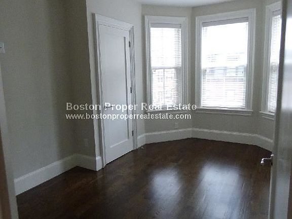 50 Gloucester St. #2 Boston - Back Bay Unit Photo 2