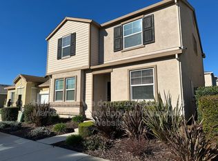 8184 Creeping Willow Ln, Sacramento, CA 95828