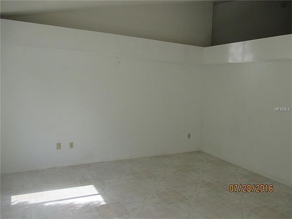 3rd image of 1543 Tyrel Dr