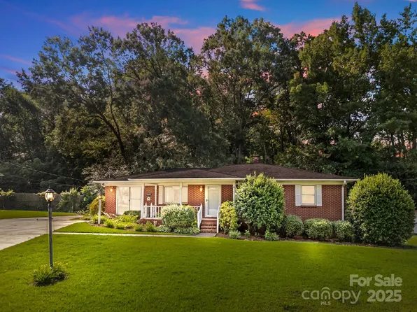 331 Elwood St, Kannapolis, NC 28081