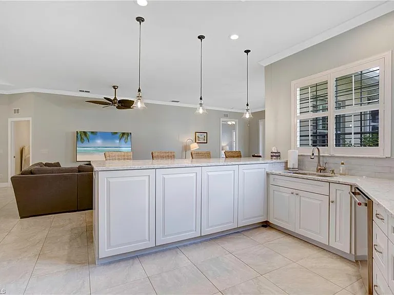 4821 Europa Dr — Photo 3