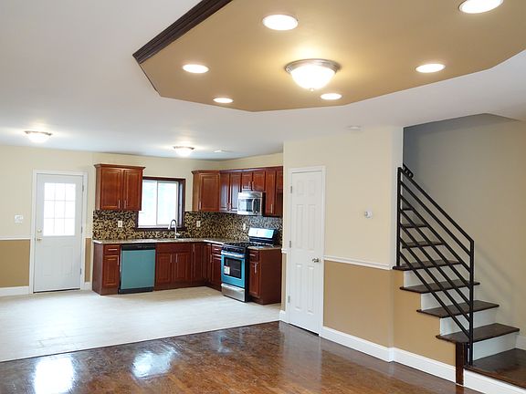 2nd image of 3358 Tiemann Ave #1A