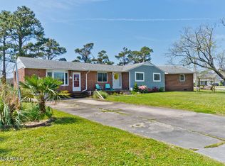 1029 N Yaupon Ter, Morehead City, NC 28557