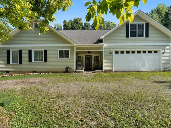 571 Buttrum Rd NE, Adairsville, GA 30103