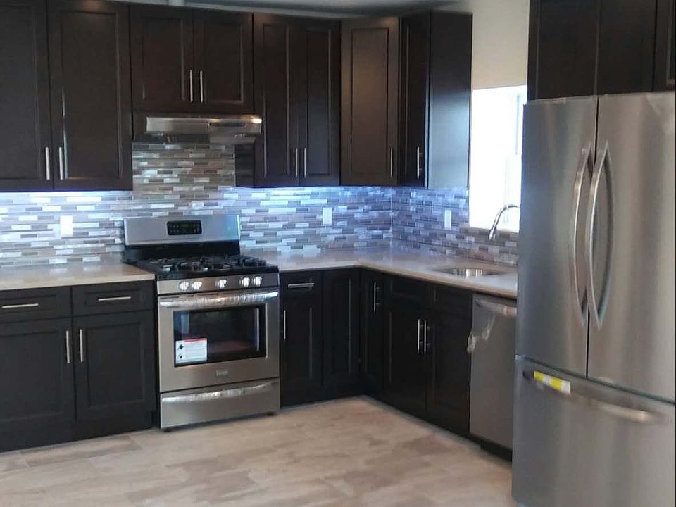 1st image of 8758 23rd Ave