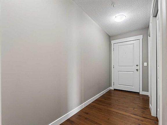 4th image of 155 E Skyview Ranch Way NE #5201