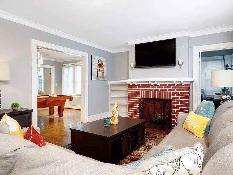 367 W Preston St #1 — Photo 3