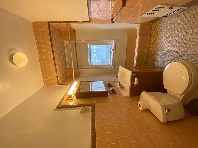 1822 Beacon St #7 — Photo 18