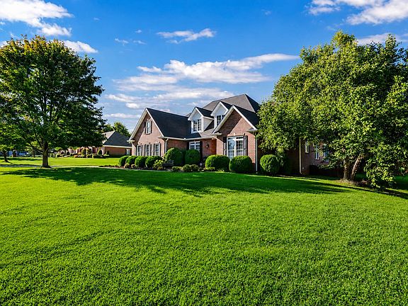 4th image of 142 Indian Hills Dr