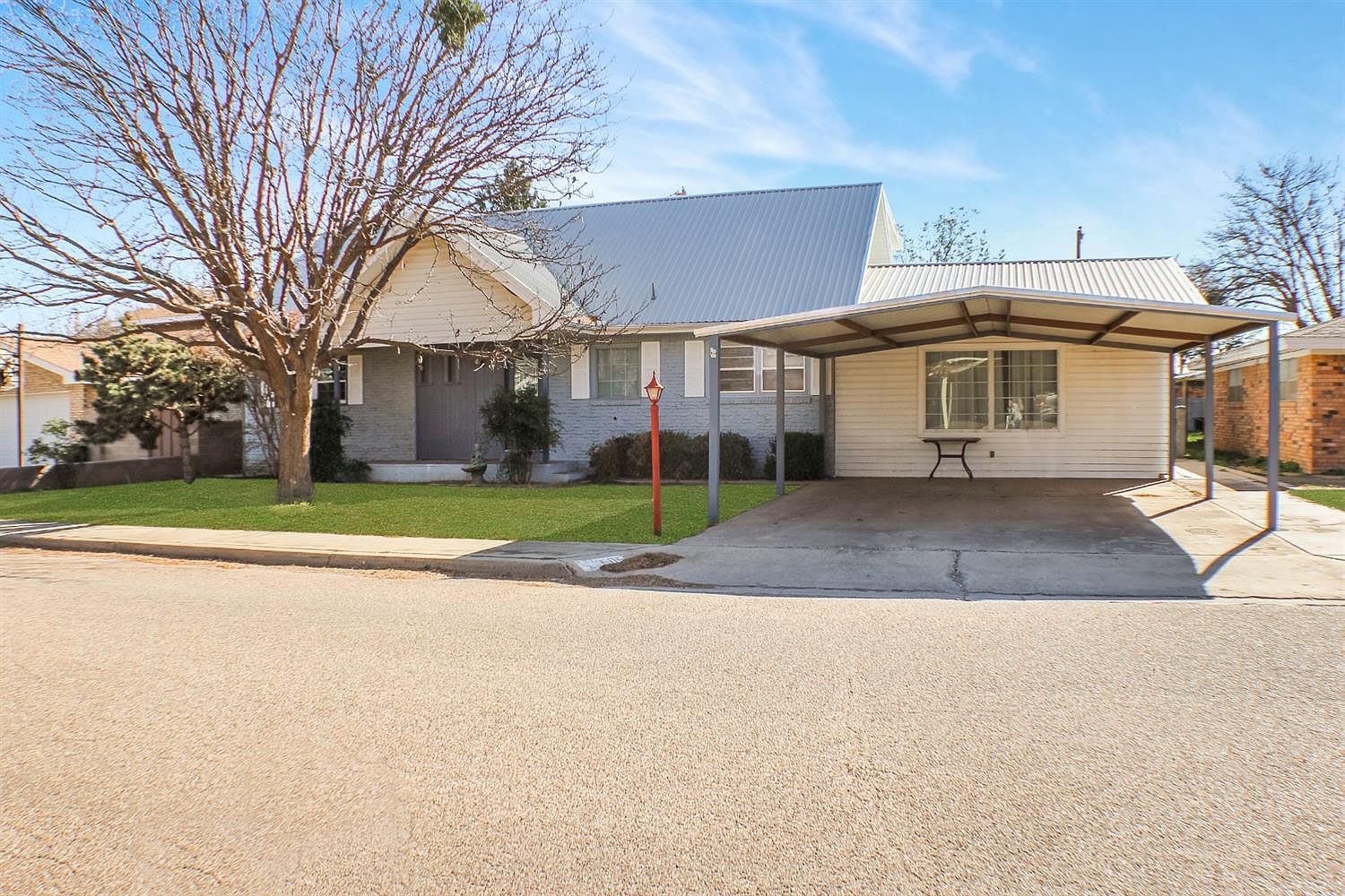 505 18th St, Seagraves, TX 79359 Zillow