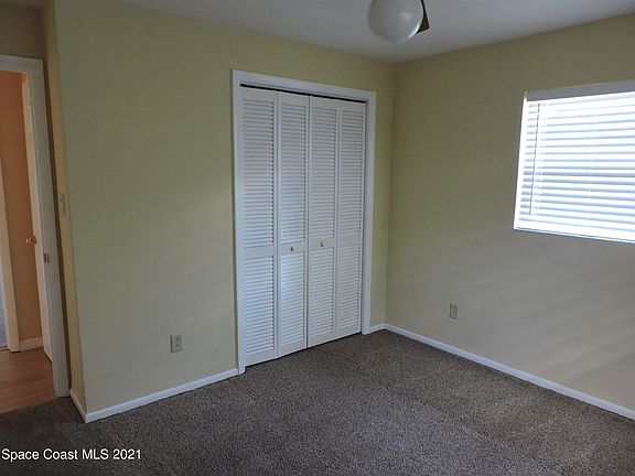 4th image of 1240 La Brea Ave