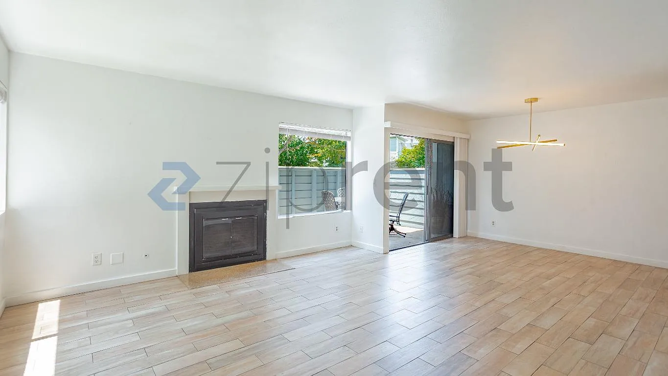 2 bed, 1134 sqft, $2,995 — Photo 3