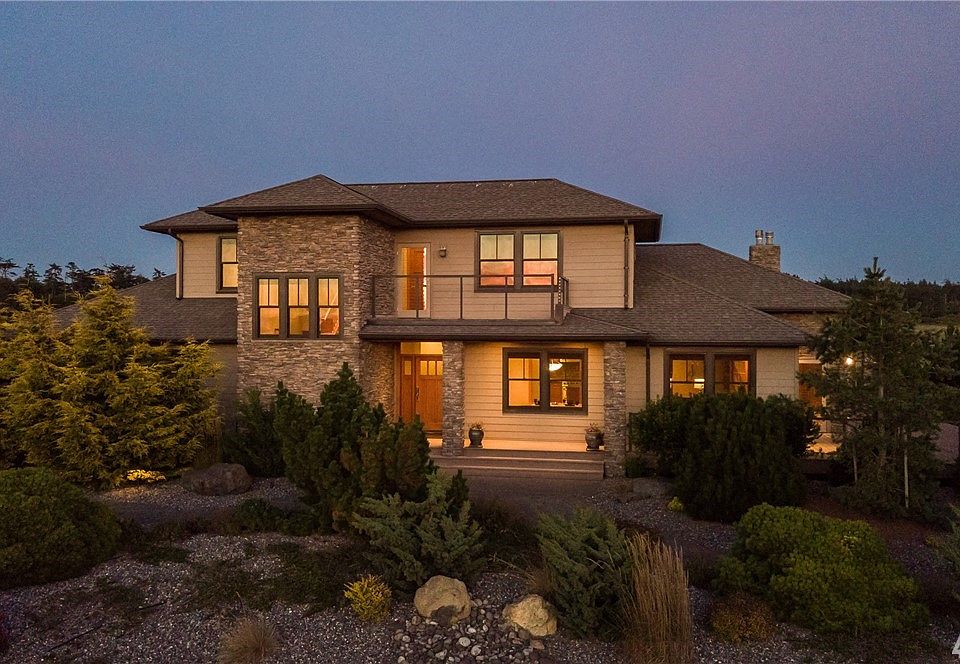 1st image of 920 Ocean Bluff Ln