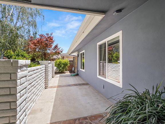 5th image of 3213 W La Costa Ave