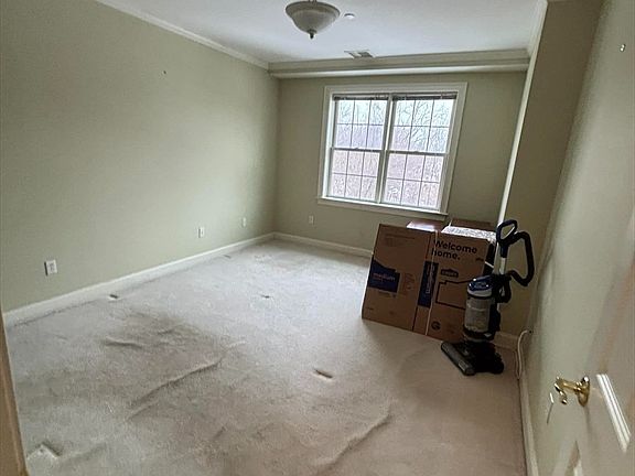 4th image of 350 Greene St Unit 305