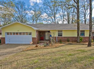 513 Melanie Ln, N Little Rock, AR 72118