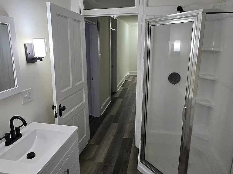 213 W Market St #3 — Photo 17