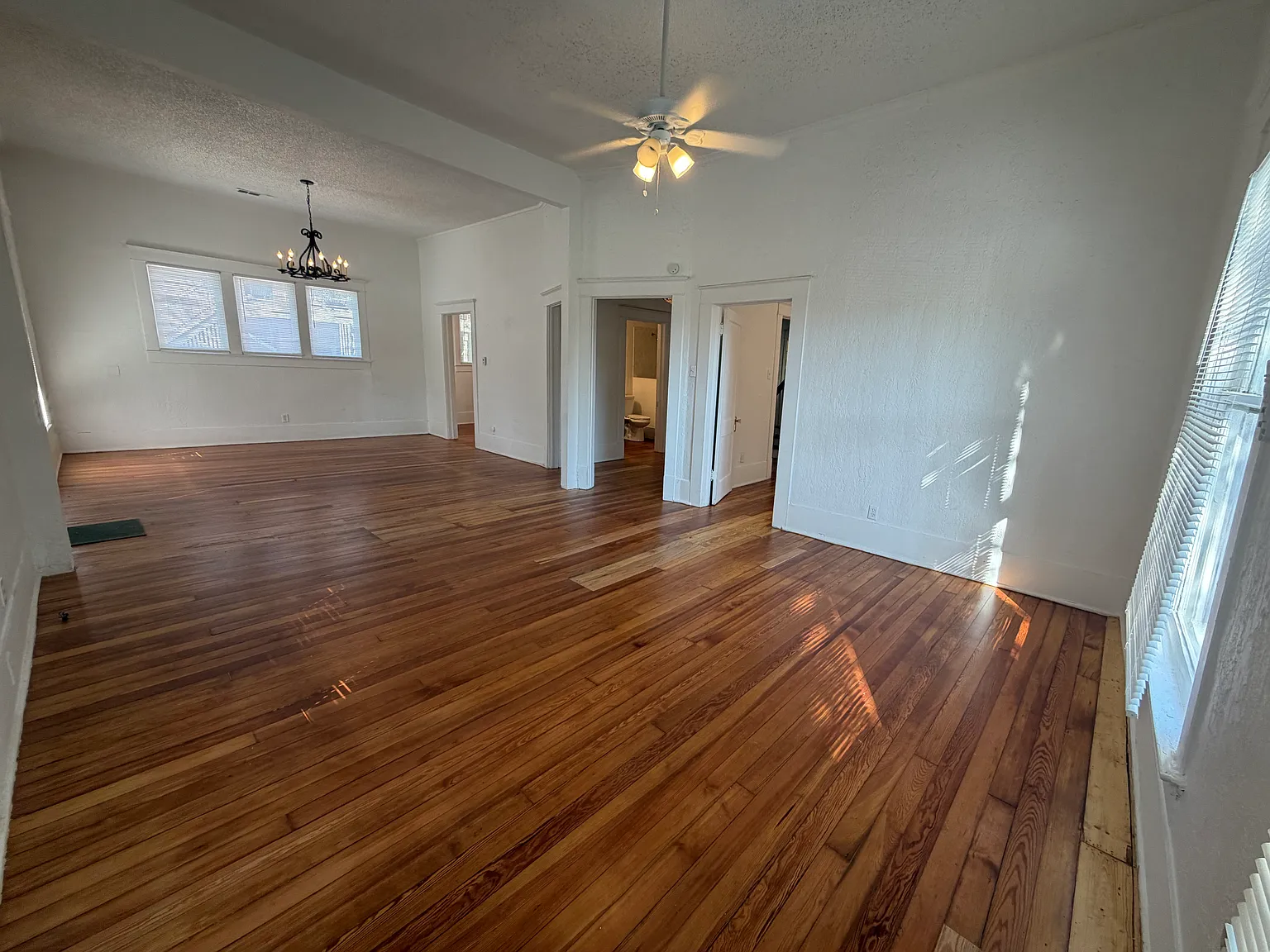 5829 Reiger Ave — Photo 3