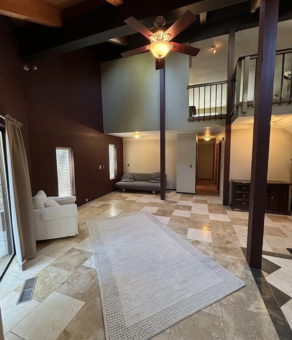 3 bed, 2.0 bath, 2392 sqft, $3,300 — Photo 3