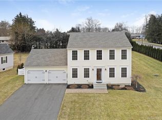 2 Robbie Rd, Cromwell, CT 06416