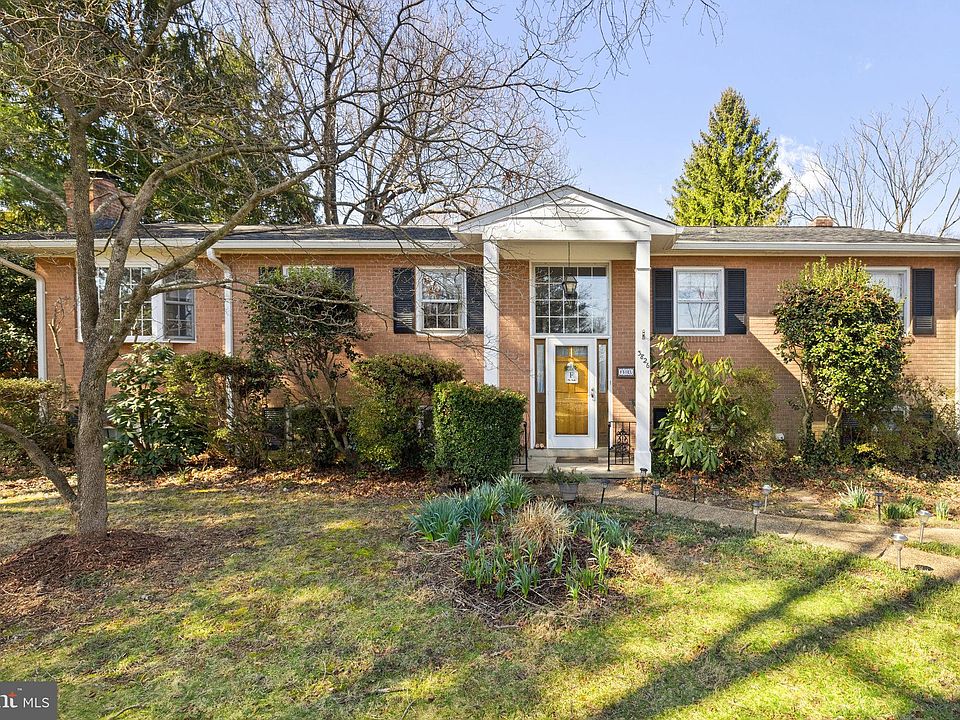 3826 Skyview Ln, Fairfax, VA 22031 | Zillow