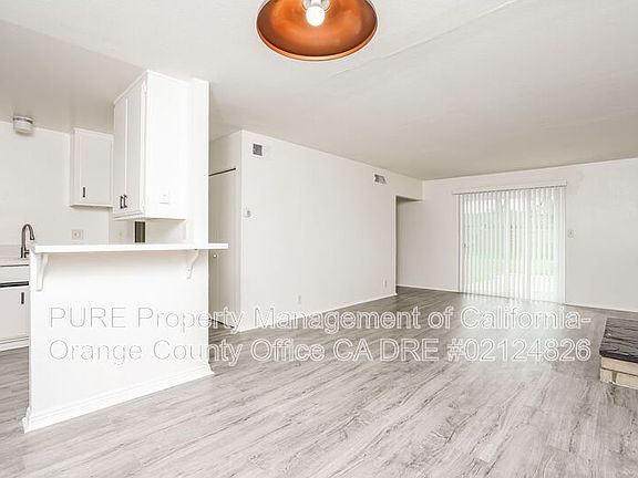 3rd image of 8542 Orinda Cir