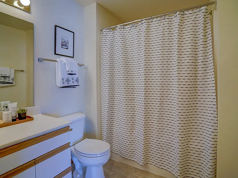 Gateway Commons — Photo 11