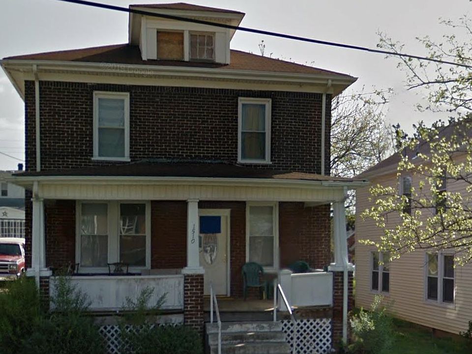 1st image of 1510 8th St SE