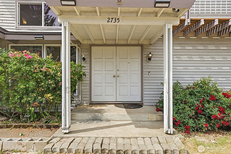 2nd image of 2735 26th Street SE