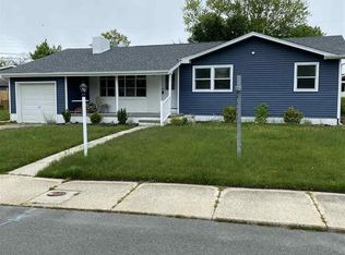 630 Hollywood Dr, Northfield, NJ 08225