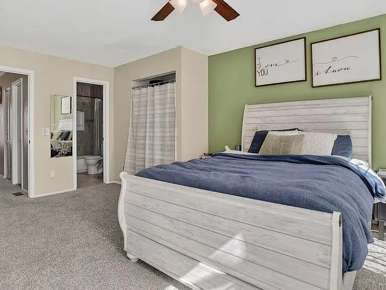 1691 S Idalia Cir — Photo 2