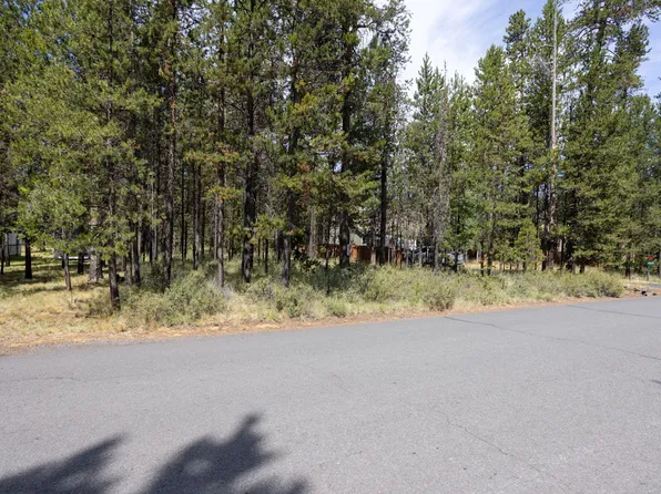 55639 Swan Rd, Bend, OR 97707