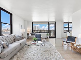 380 Mountain Rd #403, Union City, NJ 07087