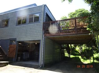 23 San Benito Rd, Brisbane, CA 94005