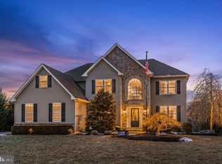 1870 Streamview Way, Quakertown, PA 18951