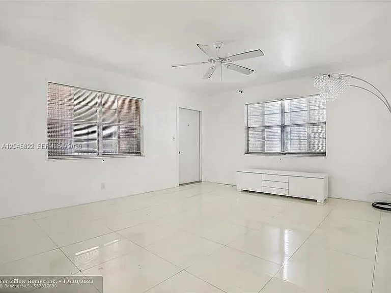 348 S Federal Hwy #31 — Photo 7