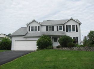 6033 Singletree Ln, Jamesville, NY 13078