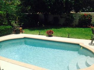 2536 La Cristal Cir, Palm Beach Gardens, FL 33410