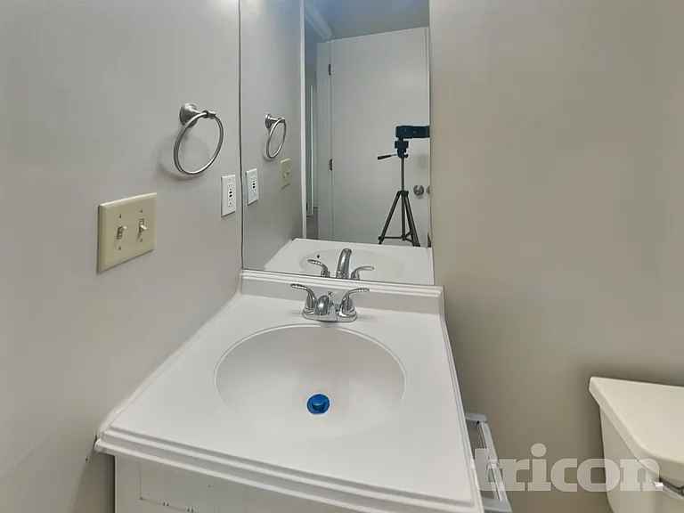 13311 Laraway Dr — Photo 7