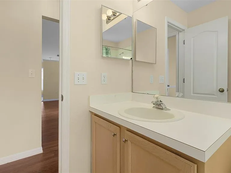 2936 Twin Oaks Dr — Photo 32
