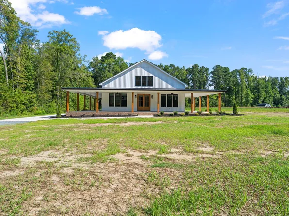 300 Avery Rd, Erwin, NC 28339