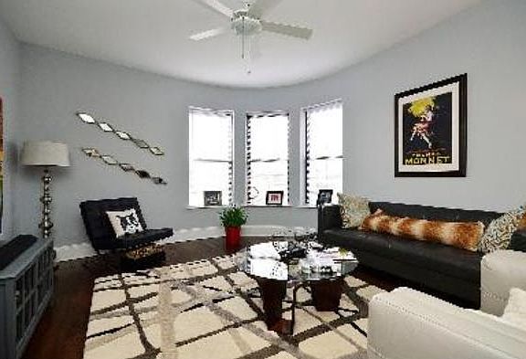4th image of 5553 N Clark St #3S