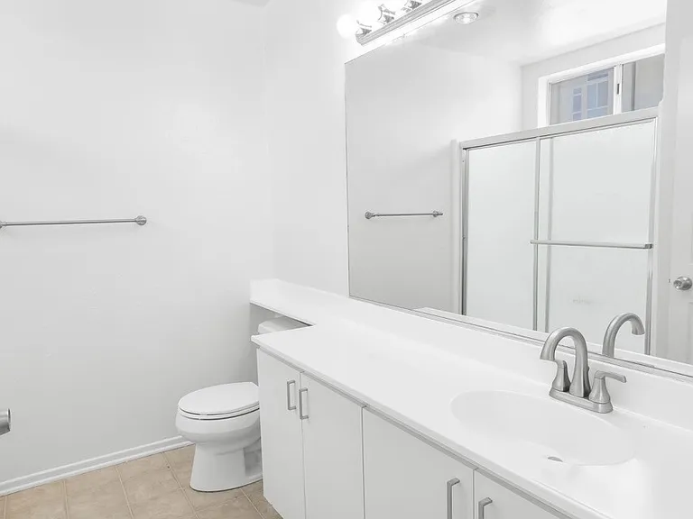 1828 Purdue Ave #203 — Photo 25