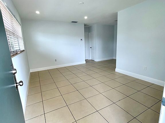 4th image of 3445 W Flagler St APT 10