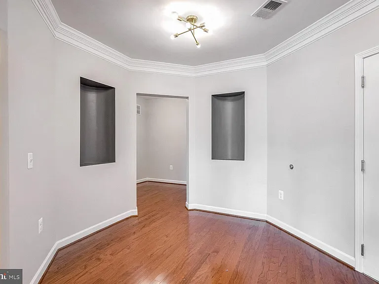 2101 N Monroe St #204 — Photo 7
