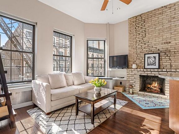 2nd image of 327 W 85th St APT 4A