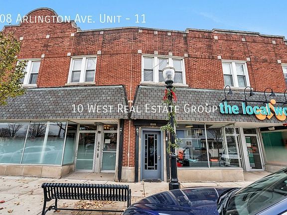 2nd image of 808 Arlington Ave Unit 11